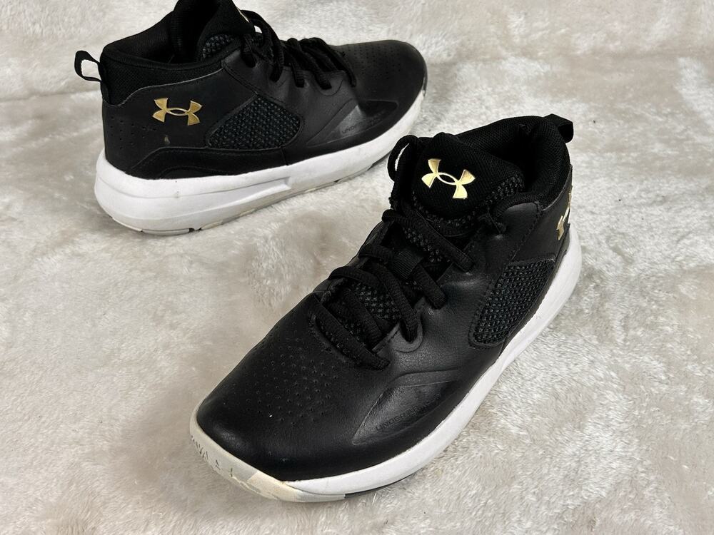 Under Armour Black/Gold Lockdown 6 Mid-top VCVN2 3023634-003, Youth sz 3 /EU 35
